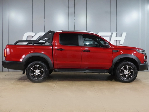 JAC T9