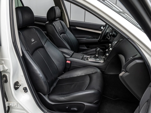 Infiniti G