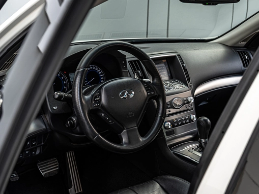 Infiniti G